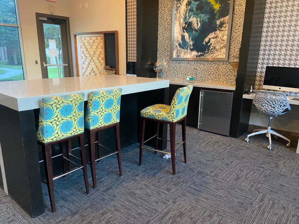 Spacious Apartments In The Woodlands, Tx Extérieur photo