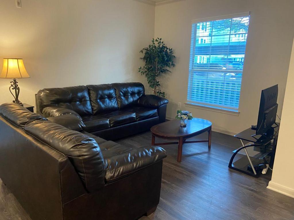 Spacious Apartments In The Woodlands, Tx Chambre photo